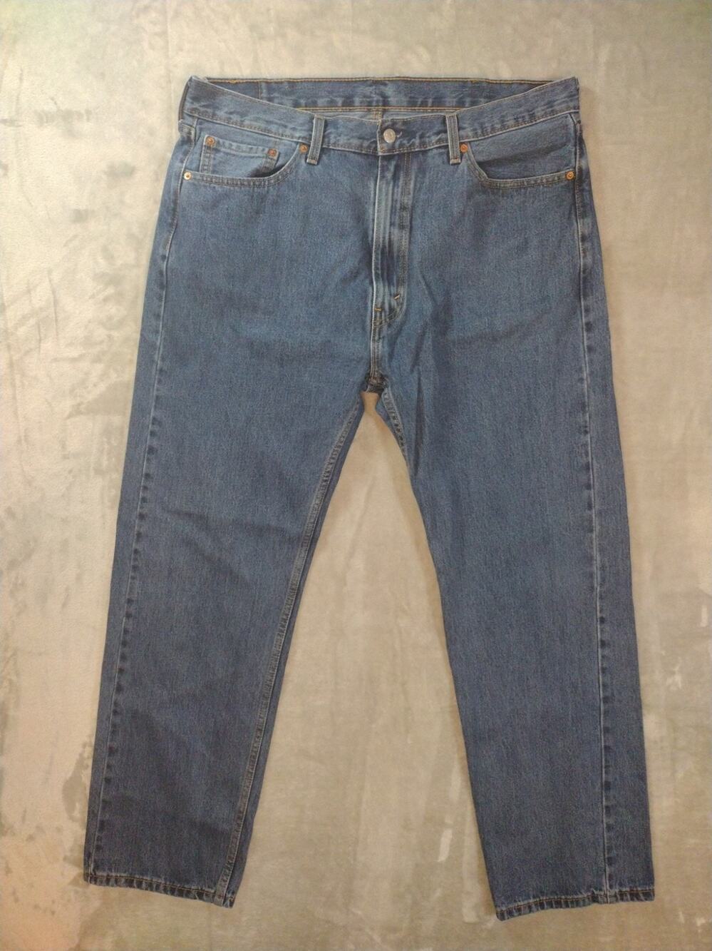 Levis 505 Jeans Mens 40x32 Regular Fit Straight Leg Medium Wash Casual American